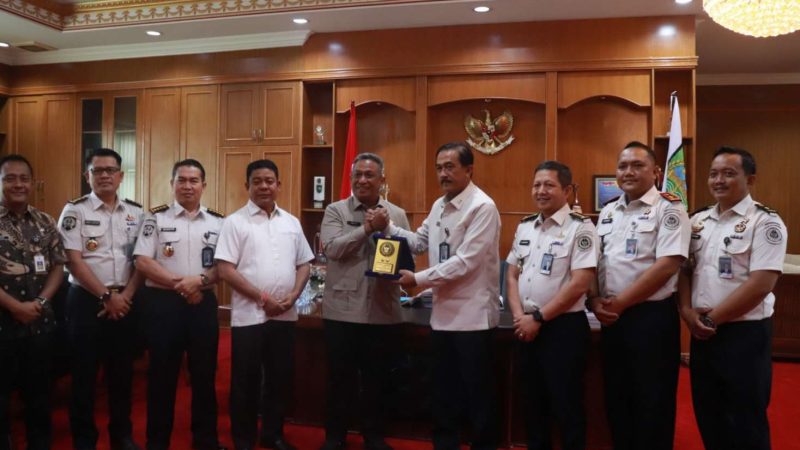 Kanwil Ditjenpas Riau dan Pemkab Rokan Hulu Perkuat Sinergi dan Kolaborasi dalam Kunjungan Silaturahmi