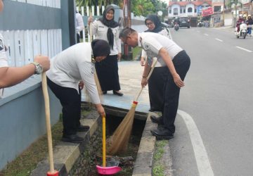 Semangat Sambut Ramadhan, Lapas Pekanbaru Wujudkan Lingkungan Bersih Lewat Kerja Bakti Bersama