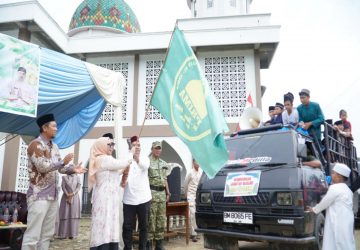 Sambut Ramadhan 1447 H, Wakil Bupati Kampar Buka Pawai Ta’aruf Akbar di Desa Siabu
