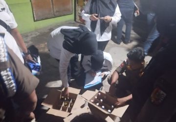 Tempat Hiburan Terjaring Razia, Satpol PP Pekanbaru Amankan Miras