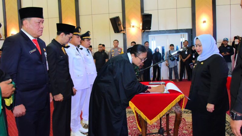 271 Pejabat Dilantik, Bupati Kasmarni Tekankan Jabatan Bukan Sekadar Status