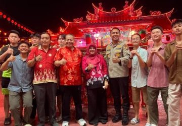Siak Jadi Potret Toleransi, Bupati Afni Hadiri Perayaan Cap Go Meh di Kelenteng Hock Siu Kiong
