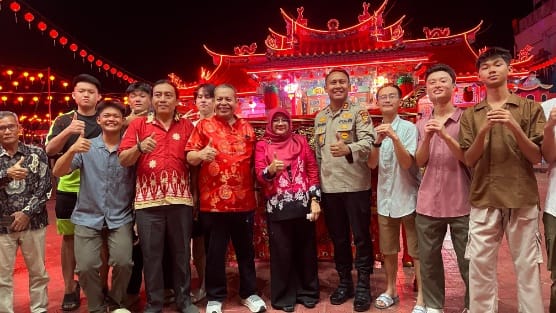 Siak Jadi Potret Toleransi, Bupati Afni Hadiri Perayaan Cap Go Meh di Kelenteng Hock Siu Kiong