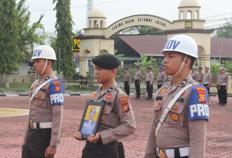Terlibat Narkoba dan Disersi, Oknum Anggota Propam Polres Bengkalis Dipecat Tidak Hormat