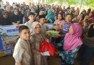 Wujud Kepedulian Sosial, PT Temenggung Jaya Mandiri Salurkan Sembako dan THR bagi Ratusan Warga Desa Kepur