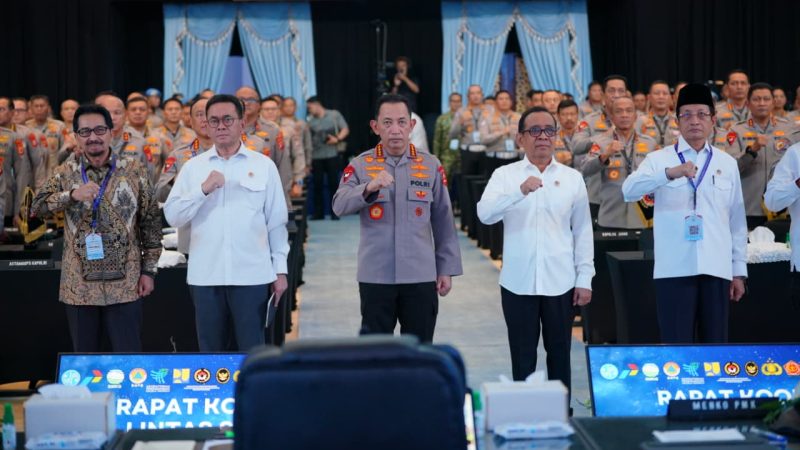 Kapolri Pimpin Rakor Lintas Sektoral: Targetkan Mudik Aman dan Keluarga Bahagia di Operasi Ketupat 2026