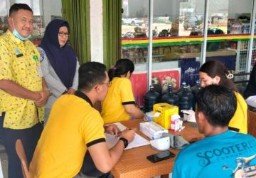 Samsat Kubang Hadirkan Layanan Humanis, Bayar Pajak di Pasar Gunung Sari Bisa Cek Kesehatan Gratis