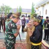 Kunjungi Negeri Junjungan, Bupati Kasmarni Sambut Pangdam XIX/Tuanku Tambusai dengan Prosesi Adat