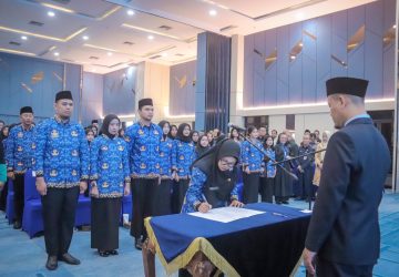 Wali Kota Agung Nugroho Lantik Ratusan PNS Formasi 2024, Seragam Ini Tanggung Jawab Besar