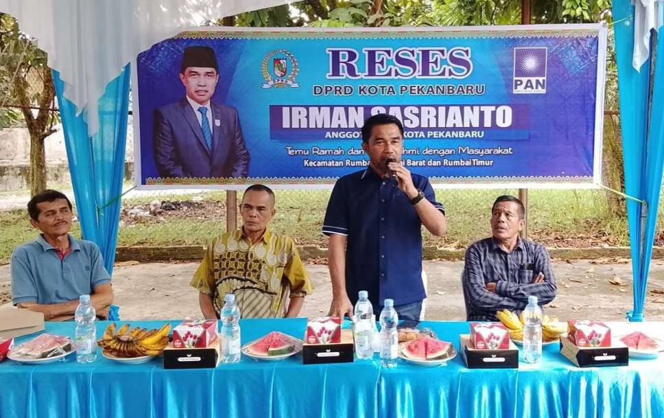 Jemput Aspirasi di Lembah Sari, Irman Sasrianto Soroti Layanan UHC hingga Seragam Gratis