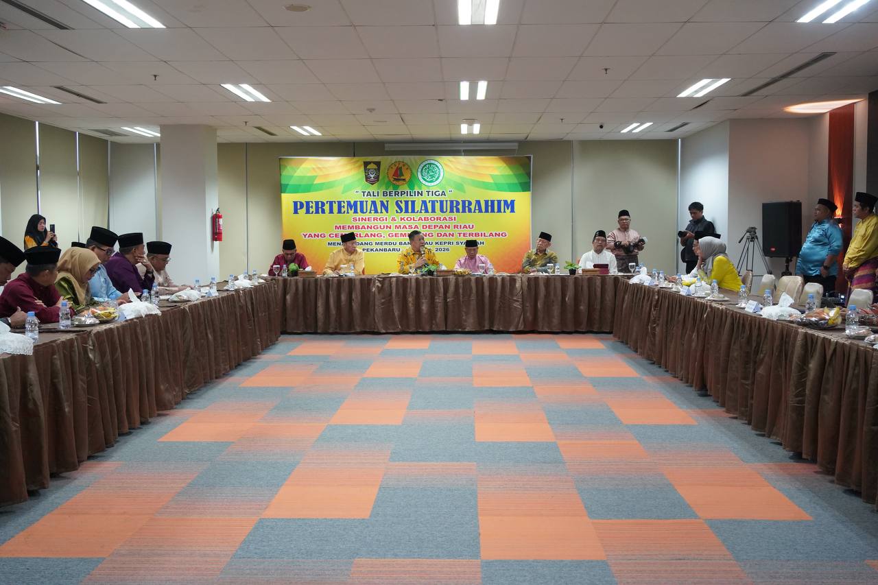 Perkuat Sinergi ‘Tali Berpilin Tiga’, Plt Gubri SF Hariyanto Ajak Tokoh Adat dan Agama Kawal Pembangunan Riau