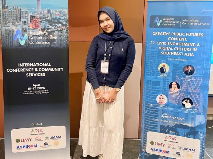 Mahasiswi UIN Suska Riau Presentasikan Riset 'Machine Learning' di Forum Internasional Malaysia