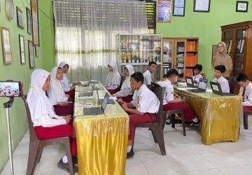 TKA Hari Pertama di SDN 1 Pekanbaru Berjalan Lancar, DPRD Pekanbaru Tekankan Pentingnya Infrastruktur Digital