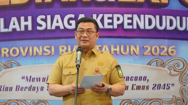 Buka Gebyar dan Expo SSK Riau 2026, Sekdaprov Syahrial Abdi Ajak Siswa Siapkan Masa Depan di Hari Kartini