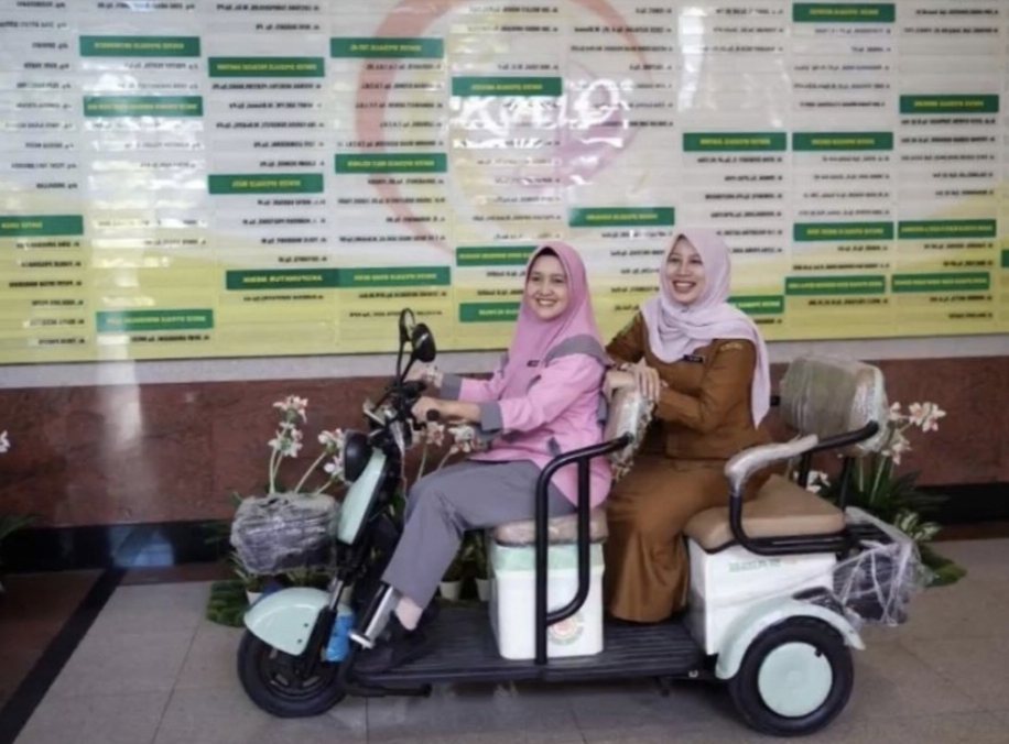 RSUD Arifin Achmad Hadirkan Motor Listrik Gratis, Permudah Mobilitas Antar Pasien