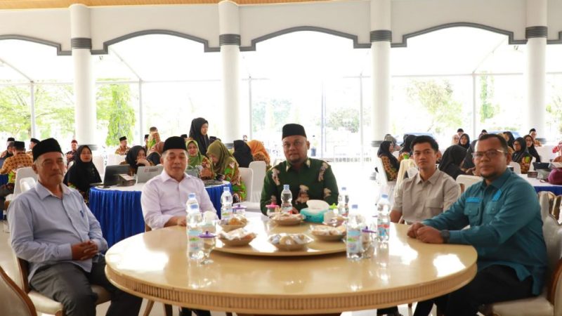 Buka Sosialisasi EMIS GTK IMP, Wabup Syamsurizal Tekankan Validitas Data Madrasah