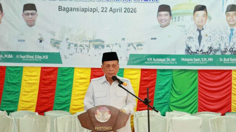 CJH Rohil, Bupati H. Bistamam Lepas Keberangkatan Haji Rombongan Guru PGRI