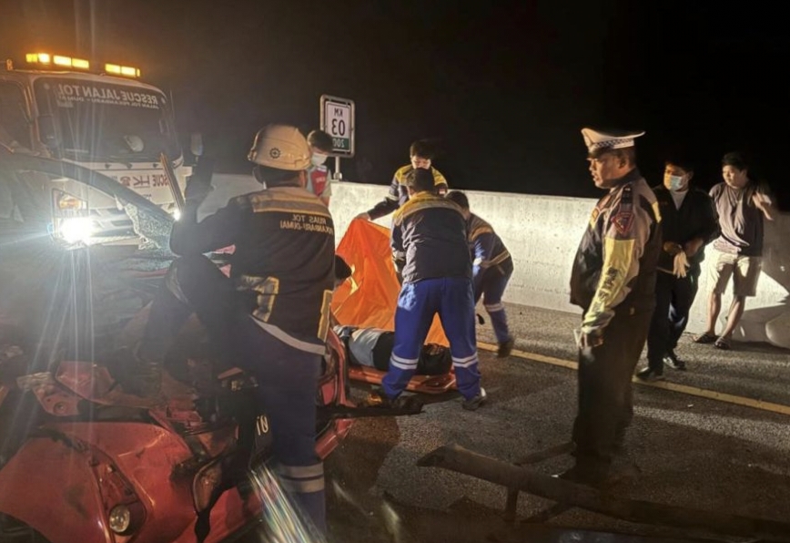 Kecelakaan Maut di Tol Pekanbaru-Dumai: Toyota Calya Hantam Truk, Dua Orang Tewas di Tempat