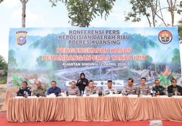 Gunakan Strategi Green Policing, Wakapolda Riau Pimpin Pemusnahan 1.167 Rakit PETI di Kuansing