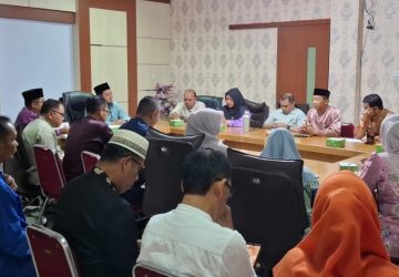 Mantapkan Persiapan Hardiknas 2026, Plt Kadisdik Pekanbaru Kumpulkan Seluruh Jajaran dan Kepala Sekolah