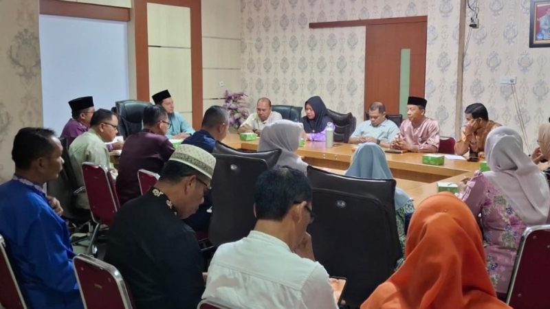 Mantapkan Persiapan Hardiknas 2026, Plt Kadisdik Pekanbaru Kumpulkan Seluruh Jajaran dan Kepala Sekolah