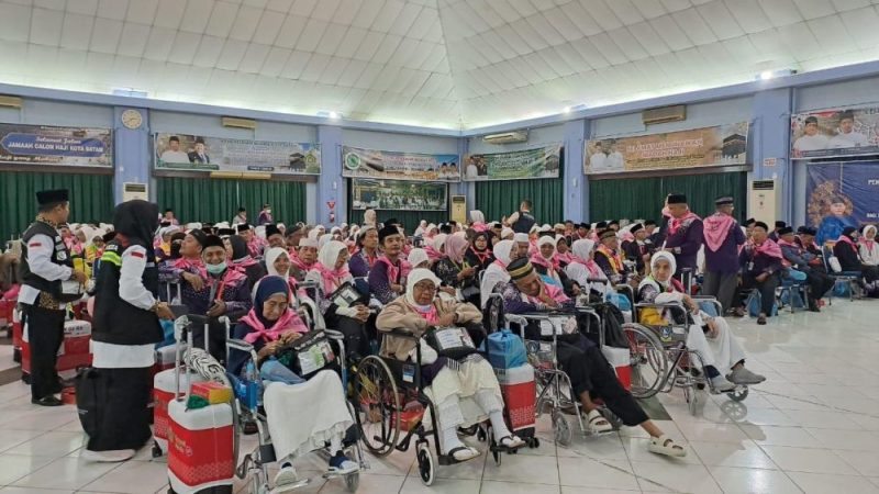 453 Jamaah Haji Kampar Diberangkatkan dalam 3 Kloter, Dirhamsyah Pesankan Jaga Kesehatan