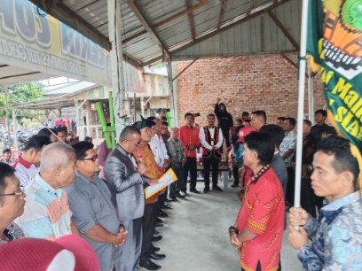 DPP-PKNR Resmi Dilantik Pengurus DPC Sungai Mandau, Fokus pada Penguatan Sosial dan Administrasi Warga
