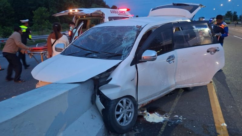 Tragedi Maut di Tol Permai KM 14, Dua Penumpang Meninggal Dunia Akibat Kecelakaan Tunggal