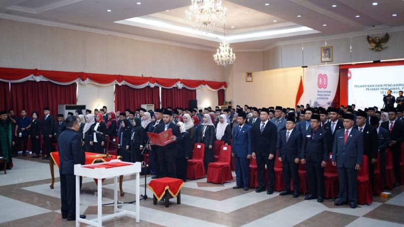 Perombakan Besar Dinas PUPR-PKPP Riau, SF Hariyanto Lantik Ratusan Pejabat Baru Demi Birokrasi Bersih