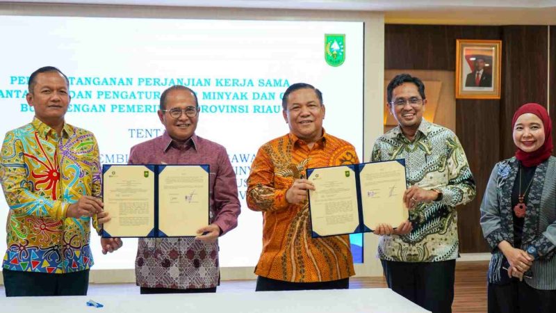 Plt Gubernur SF Hariyanto Teken Kesepakatan Bersama BPH Migas Terkait Pengawasan BBM