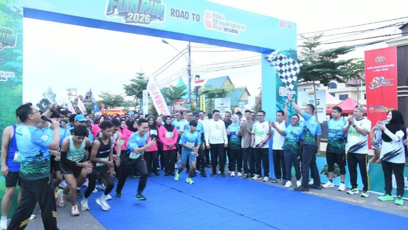 Ratusan Peserta Meriahkan Fun Run 8K Polres Bengkalis dalam Rangka Hari Bhayangkara ke-80