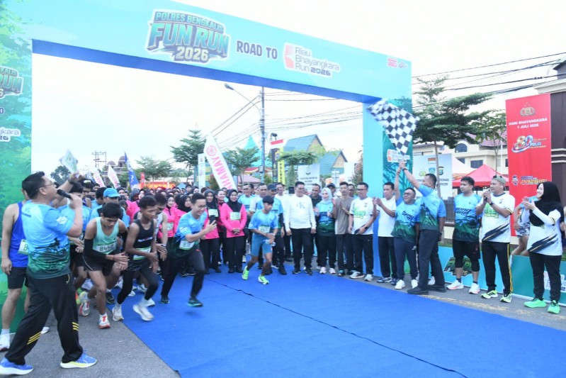 Ratusan Peserta Meriahkan Fun Run 8K Polres Bengkalis dalam Rangka Hari Bhayangkara ke-80