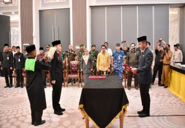 Resmi Dilantik Jadi Sekda Kampar, Ardi Mardiansyah Diminta Bupati Ahmad Yuzar Perkuat Birokrasi dan Pelayanan