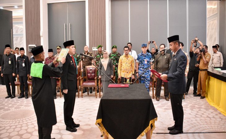 Resmi Dilantik Jadi Sekda Kampar, Ardi Mardiansyah Diminta Bupati Ahmad Yuzar Perkuat Birokrasi dan Pelayanan