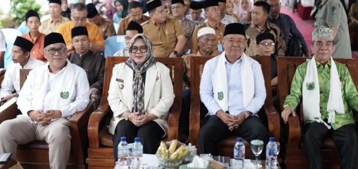 Bersama Wagub Sumsel, Plt Bupati Sumarni Lepas 90 Lulusan Angkatan IV Ponpes Al-Ittifaqiah Lubai Ulu