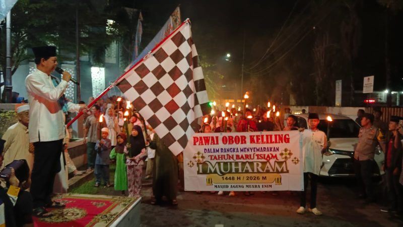 Lautan Cahaya di Bumi Serasan Sekundang, Ratusan Warga Muara Enim Gelar Pawai Obor Sambut 1 Muharram