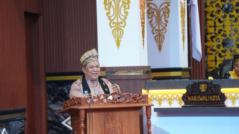 Sukses Benahi Jalan hingga Dongkrak PAD, Duet Agung-Markarius Panen Pujian dari Plt Gubri