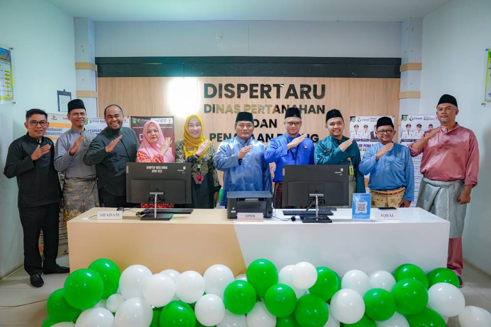 Wakil Wali Kota Dumai Resmikan Stand Perizinan Dispetaru di MPP