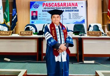 Angkat Kajian Sekolah Adat Kerinci, Dosen USM Yogyakarta Hadial Putra Resmi Raih Gelar Doktor di UIN Jambi