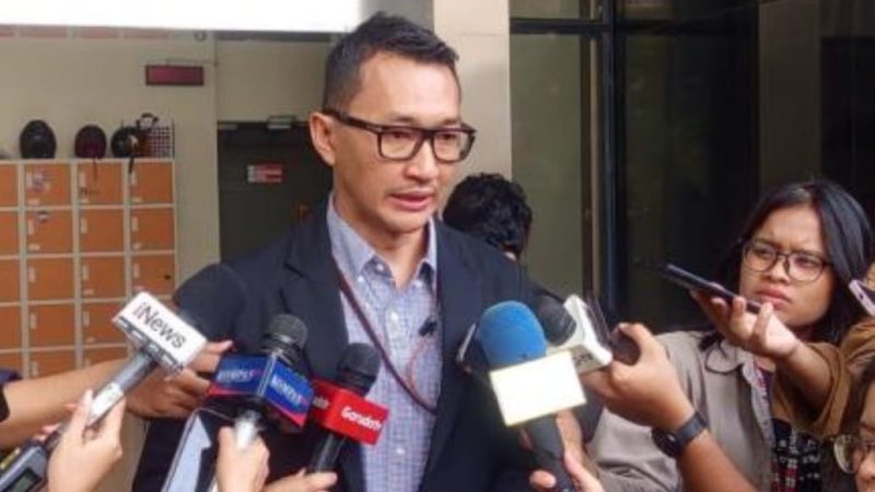 Sempat Kabur dari OTT, Bupati dan Sekda Kuansing Serahkan Diri ke KPK