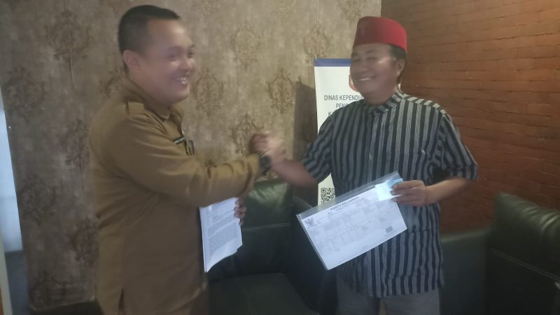 Momen Peringatan Nasional 13 Juli, Edi Weliang Lakukan Perbaikan Adminduk Penghayat Kepercayaan di Dispendukcapil Mojokerto