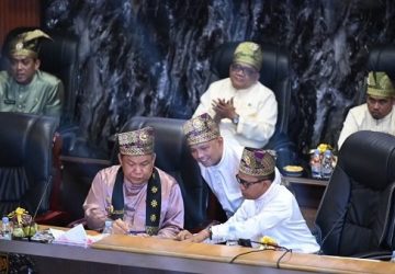 Khidmat dan Meriah, DPRD Pekanbaru Gelar Paripurna Istimewa Hari Jadi Kota Bersama Plt Gubri dan Tokoh Daerah