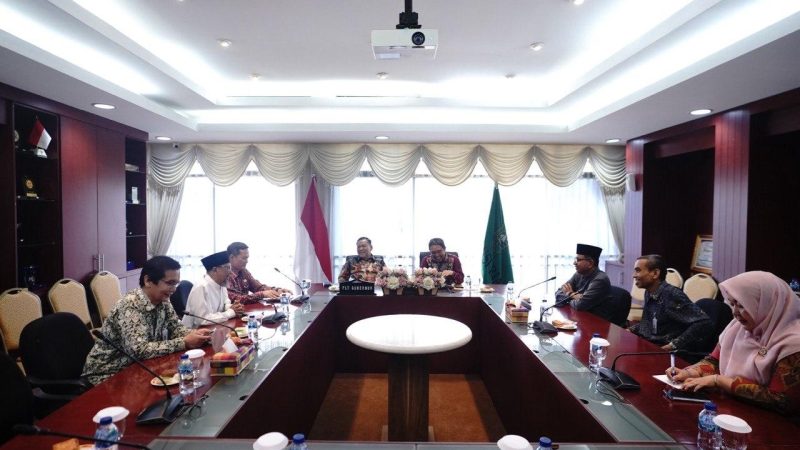 Pertahankan Posisi 5 Besar Nasional, KDEKS Riau Targetkan Naik Peringkat Ekosistem Syariah