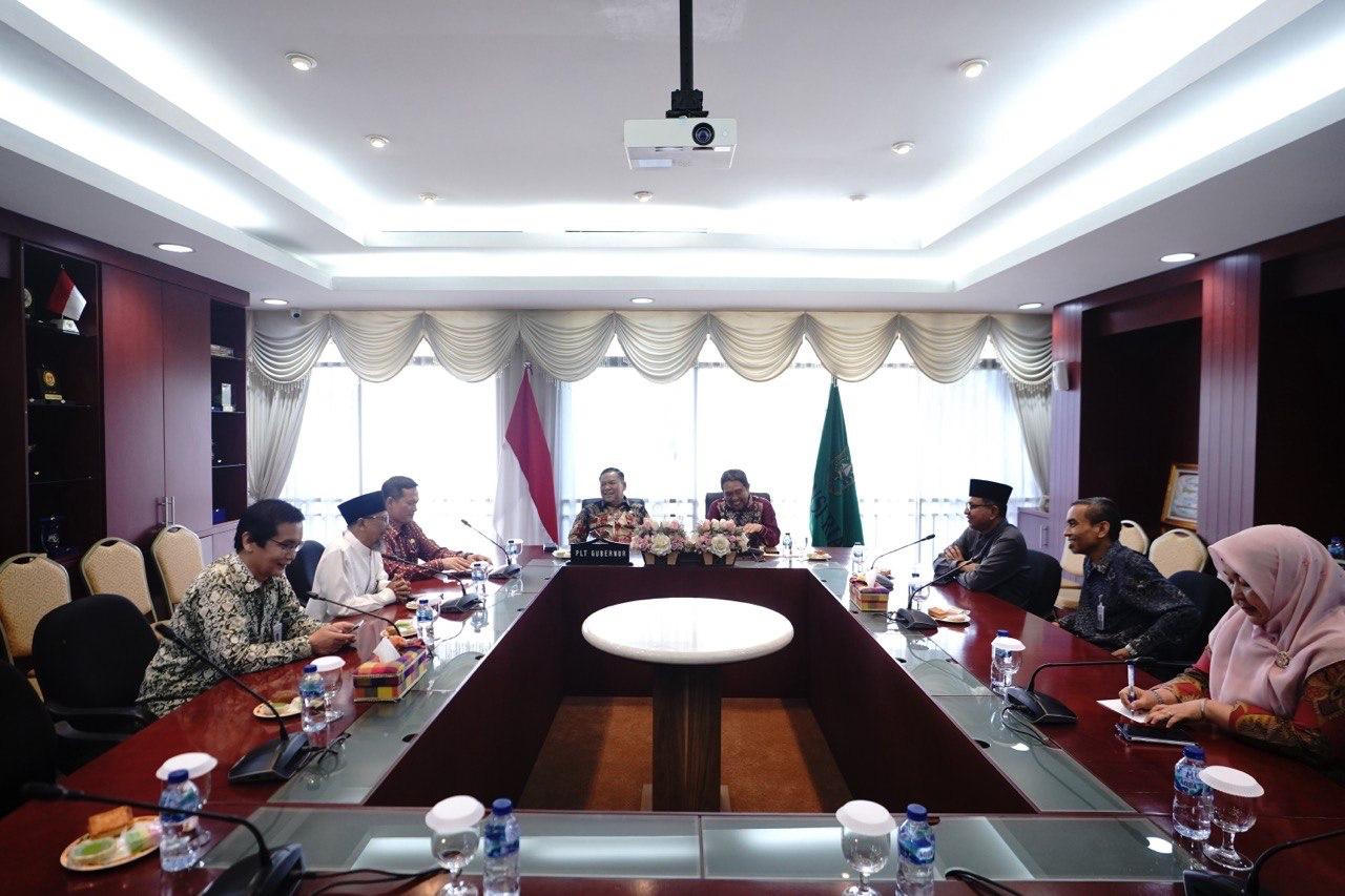 Pertahankan Posisi 5 Besar Nasional, KDEKS Riau Targetkan Naik Peringkat Ekosistem Syariah