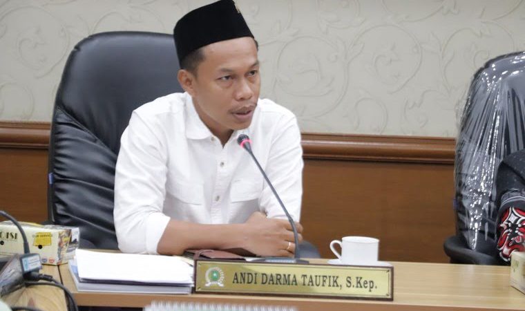 Soroti Pelanggaran ODOL, Andi Darma Taufik Minta Plt Gubernur Riau Selamatkan Jalan Kuala Cinaku