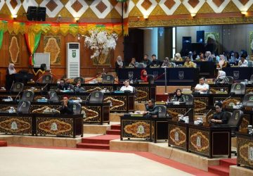 Jawab Pandangan Fraksi DPRD, Sekda Riau Paparkan Strategi Penguatan Kapasitas Fiskal