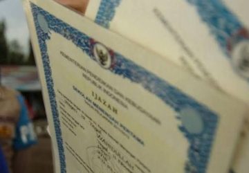 Kadisdik Riau Tegaskan Pengambilan Belasan Ribu Ijazah di Sekolah Gratis Tanpa Pungutan