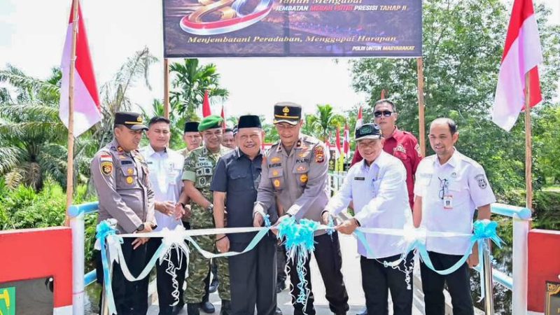 Wujud Sinergi Polri dan Pemda, Jembatan Merah Putih Presisi Resmi Hubungkan Desa Ketam Putih