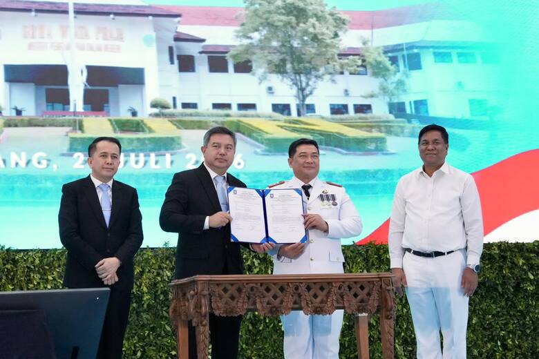 Terima Dokumen CPNS Lulusan IPDN, Syahrial Abdi Minta ASN Muda Jaga Integritas