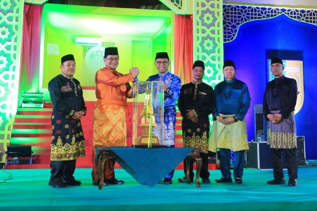 Rokan Hilir Raih Juara Umum, MTQ XLIV Tingkat Provinsi Riau 2026 di Kuansing Resmi Ditutup